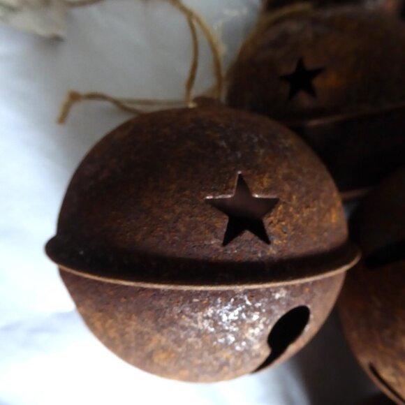 NEW 3” FARMHOUSE RUSTY METAL JINGLE BELL CHRISTMAS ORNAMENT LOT OF 13 - Picture 3 of 10